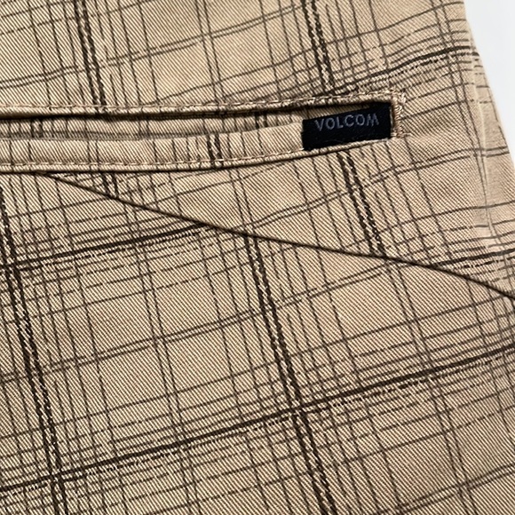 Volcom Corpo Class Mens Shorts - Picture 7 of 8